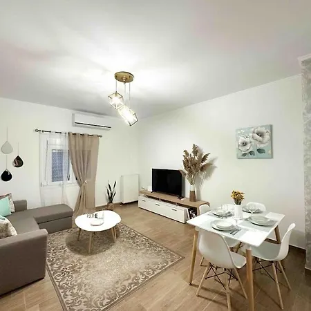 Sunny Rooftop House *